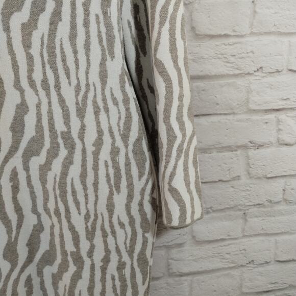 L Express Womens Cream Taupe Zebra Print Curvy Long Sleeve Midi Sweater Dress L - Picture 4 of 15